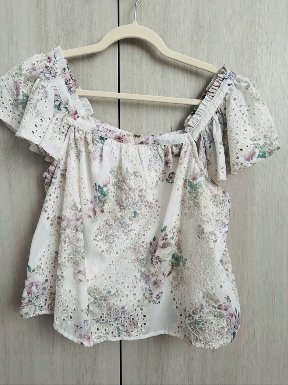 Solitaire White Floral Eyelet Off-Shoulder Blouse Eyelet Sz M